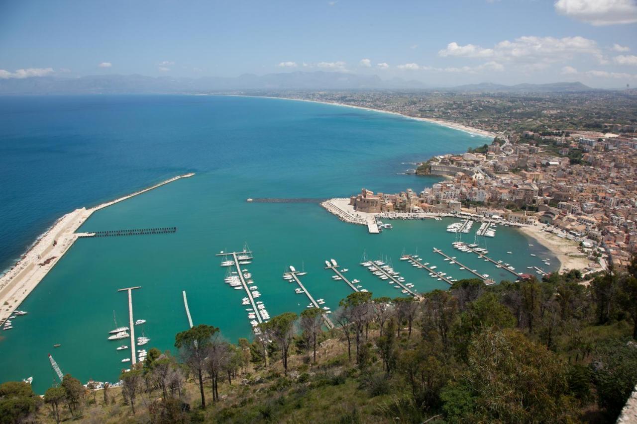 La Terrazza Sul Porto Leilighet Castellammare del Golfo Eksteriør bilde